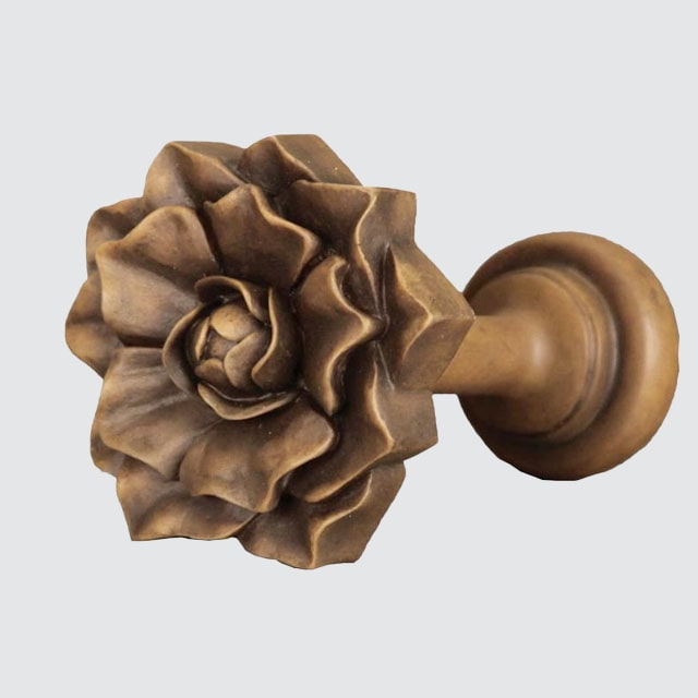 Rose design drapery holdback